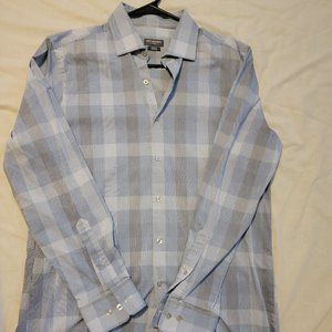 Men's Van Heusen button up